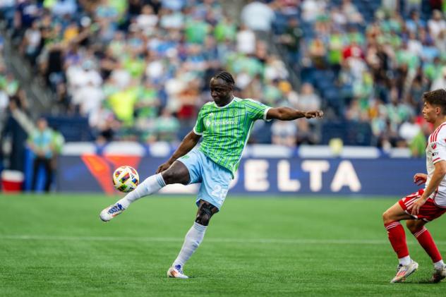 Sounders FC defender Yeimar