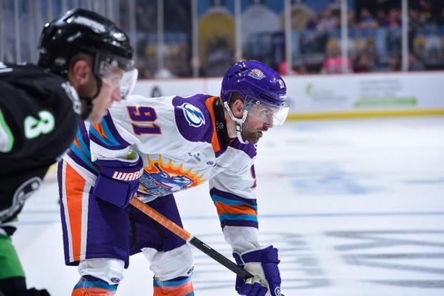 Orlando Solar Bears forward Aaron Luchuk