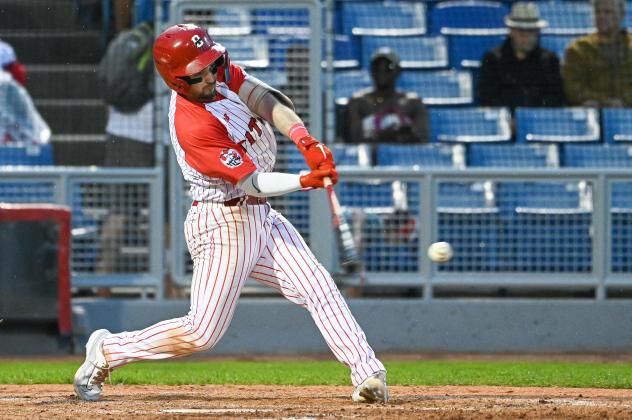 Ottawa Titans infielder AJ Wright
