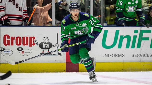 Maine Mariners forward Chase Zieky