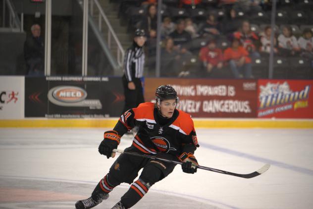 Forward Nicholas Sykora with the Omaha Lancers