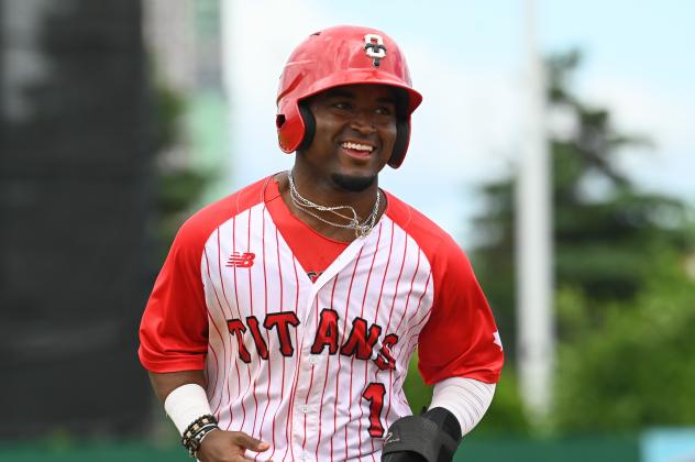 Ottawa Titans utility player Jackie Urbaez