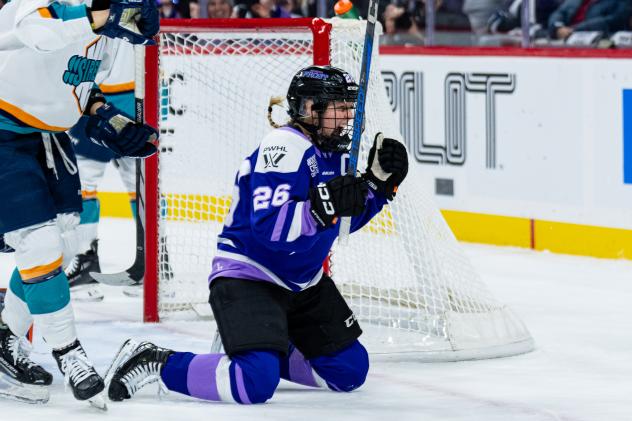 Minnesota Frost forward Kendall Coyne Schofield