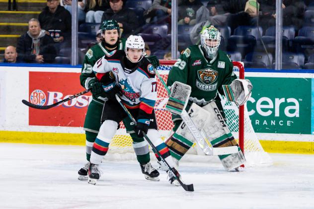 Kayden Longley of the Kelowna Rockets vs. the Everett Silvertips