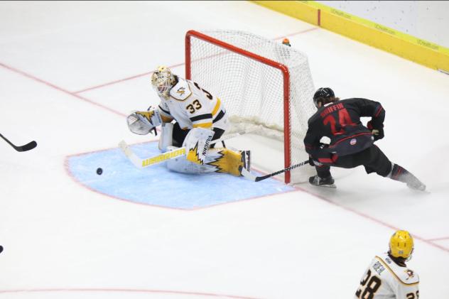 Wheeling Nailers' Taylor Gauthier in action