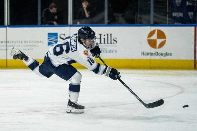 Worcester Railers forward Griffin Loughran