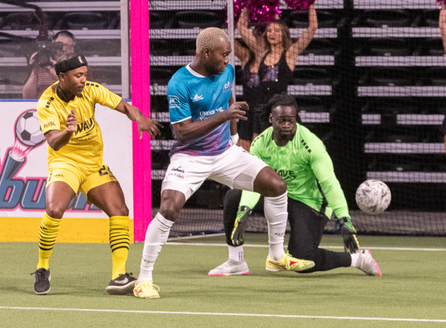 St. Louis Ambush look for a goal against the Milwaukee Wave
