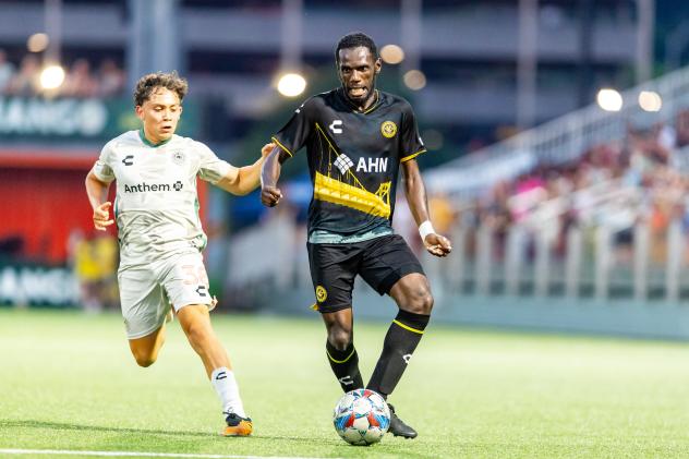 Pittsburgh Riverhounds SC midfielder/wing back Junior Etou