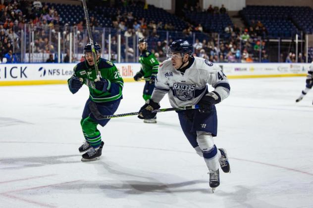 Worcester Railers forward Anthony Callin (right) vs. the Maine Mariners