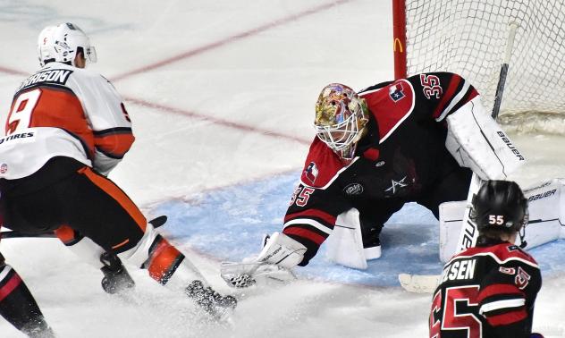Allen Americans goaltender Anson Thornton stops the Kansas City Mavericks