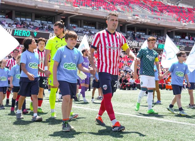 Atlético Ottawa midfielder Alberto Zapater