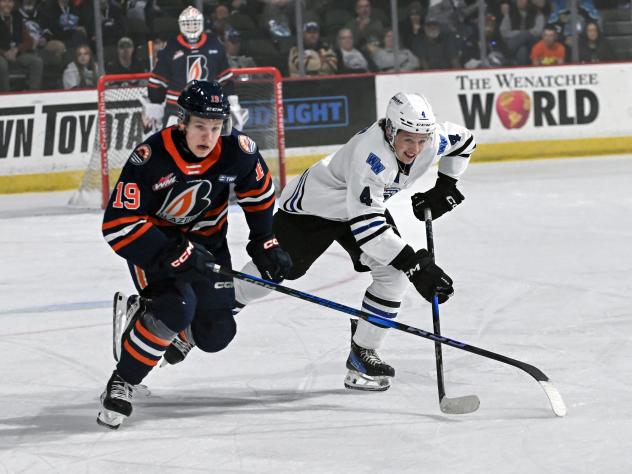 Forward Ashton Brown wtih the Wenatchee Wild (right)