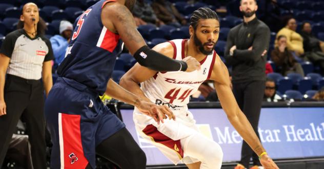 Feron Hunt of the Cleveland Charge