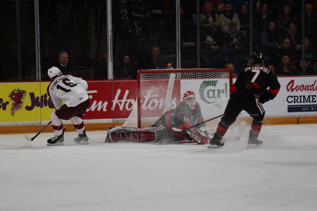 Brady Stonehouse scores for the Peterborough Petes