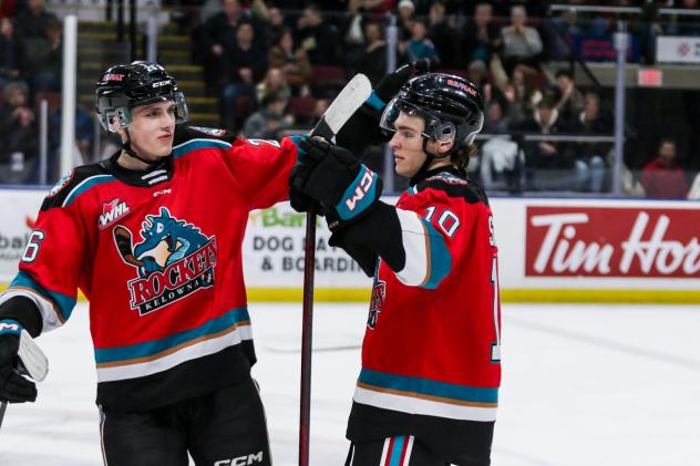 Rowan Guest and Will Sharpe of the Kelowna Rockets
