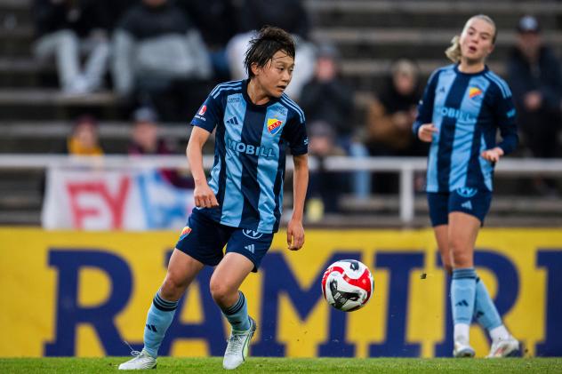 Midfielder Shinomi Koyama with Djurgårdens IF