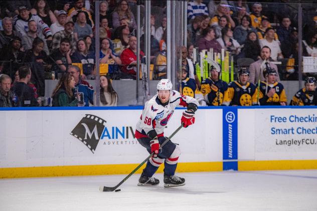 South Carolina Stingrays defenseman Andrew Perrott