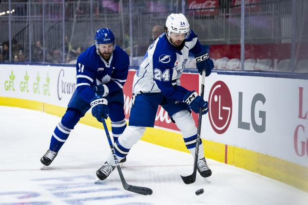 Syracuse Crunch defenseman Max Crozier vs. the Toronto Marlies