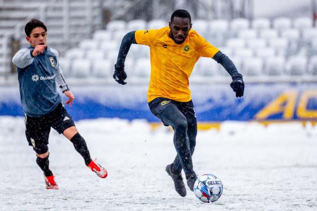Junior Etou of the Pittsburgh Riverhounds vs. Columbus Crew 2