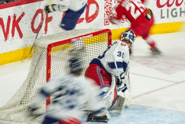 Worcester Railers goaltender Hugo Ollas