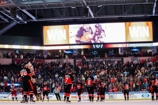 Kansas City Mavericks on the ice