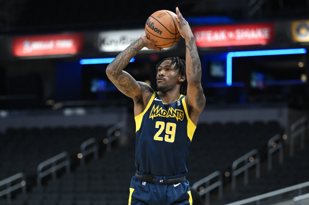 Indiana Mad Ants guard Quenton Jackson
