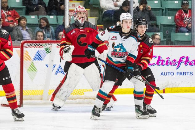 Dawson Gerwing of the Kelowna Rockets vs. the Prince George Cougars
