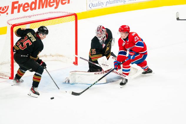 Vancouver Giants goaltender Burke Hood and defenceman Kolby Gapter