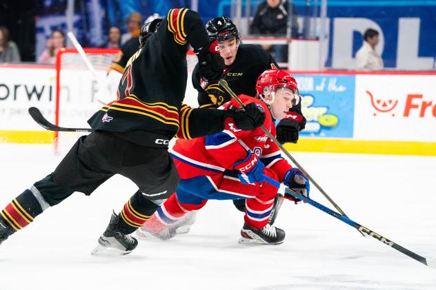 Vancouver Giants battle the Spokane Chiefs