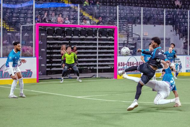 St. Louis Ambush battle Utica City FC
