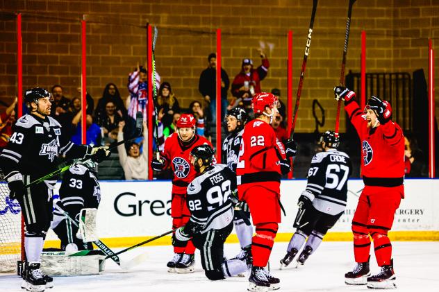 Rapid City Rush battle the Idaho Steelheads