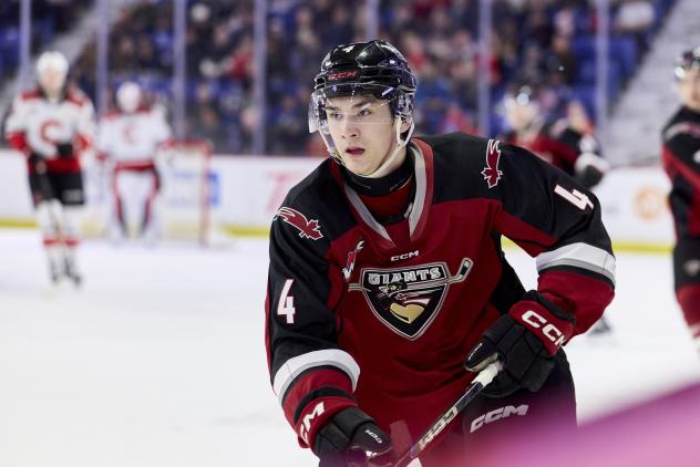 Vancouver Giants defenceman Ryan Lin