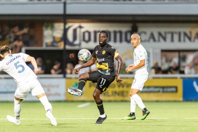 Kenardo Forbes of the Pittsburgh Riverhounds