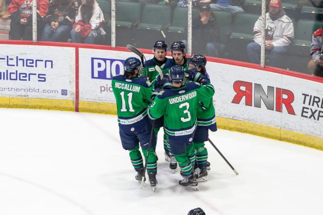 Maine Mariners celebrate in the huddle