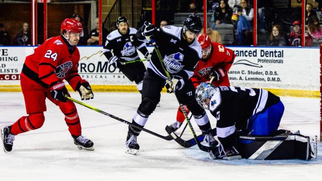 Wichita Thunder battle the Rapid City Rush