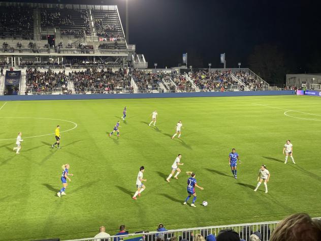 North Carolina Courage take on Seattle Reign FC