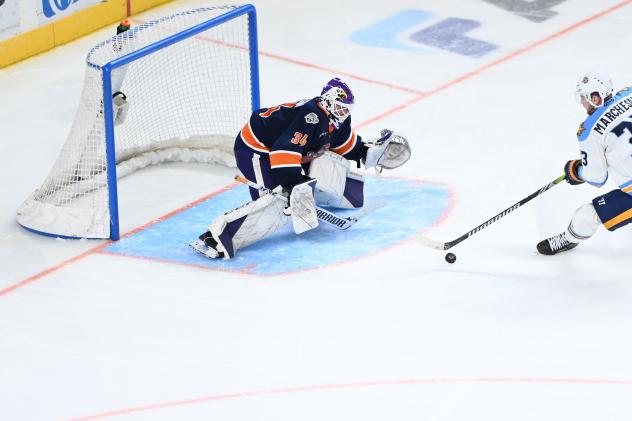 Greenville Swamp Rabbits goaltender Pierce Charleson