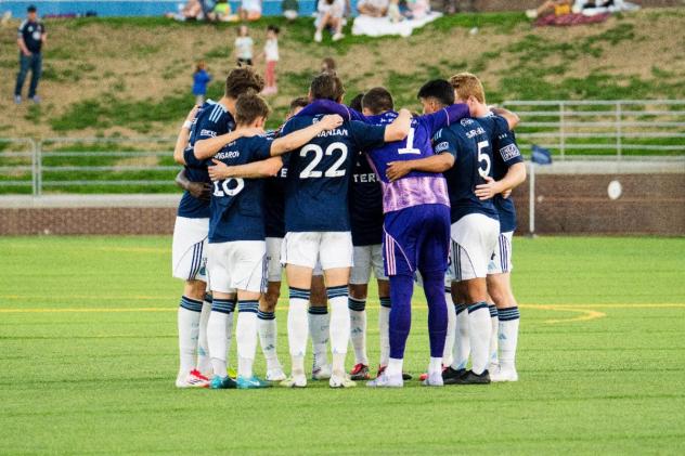 Chattanooga FC huddle