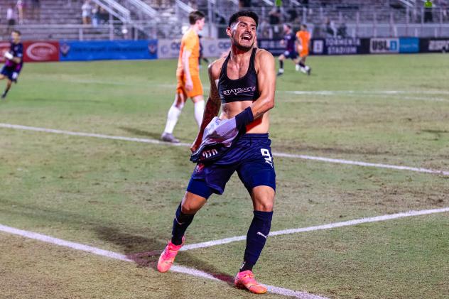 South Georgia Tormenta FC forward Sebastián Vivas celebrates his game-winning goal