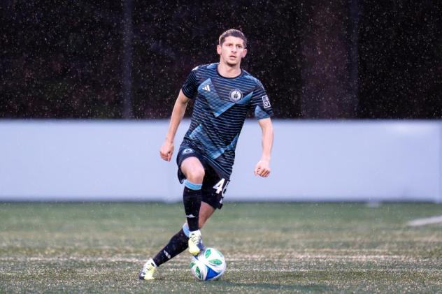 Tacoma Defiance midfielder Ryan Baer