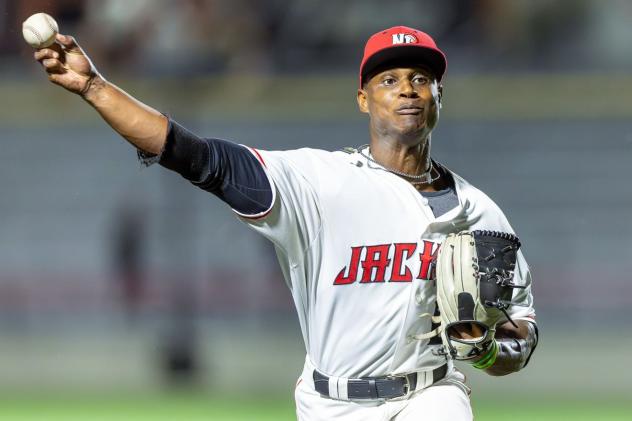 Pitcher Dazon Cole with the New Jersey Jackals