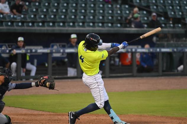 Josi Novas of the Columbia Fireflies