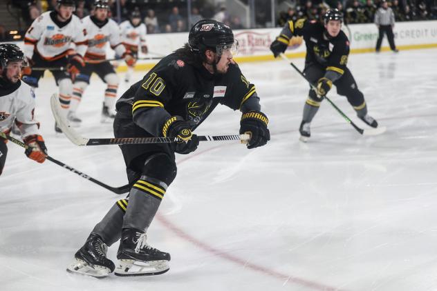 Iowa Heartlanders forward Keltie Jeri-Leon