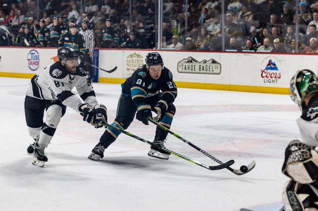 Wichita Thunder's Tyler Jette battles Tahoe Knight Monsters' Sloan Stanick