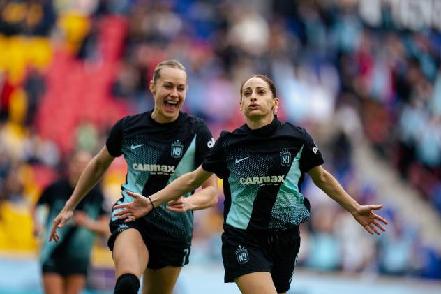 NJ/NY Gotham FC react after a goal against the North Carolina Courage