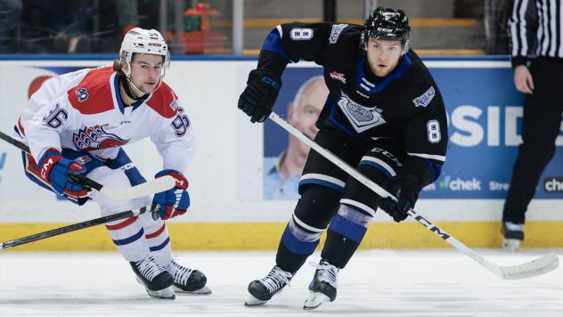 Victoria Royals left wing Brandon Lisowsky