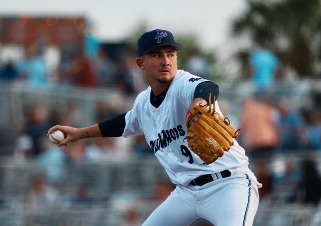 Pensacola Blue Wahoos pitcher Jacob Miller