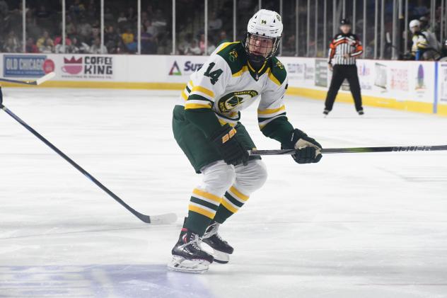 Sioux City Musketeers forward Oliver Murnieks