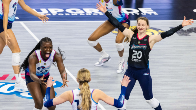Omaha Supernovas and libero Allison Whitten celebrate
