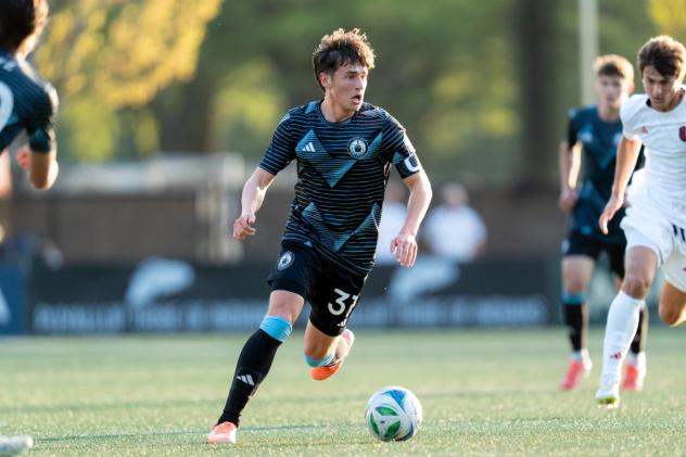 Tacoma Defiance midfielder Snyder Brunell